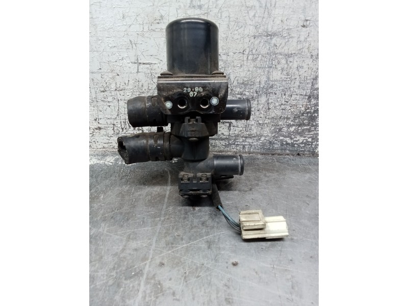 Recambio de valvula intercambio de calefaccion para jaguar xj 3.2 v8 32v cat referencia OEM IAM 1136008651  DENSO