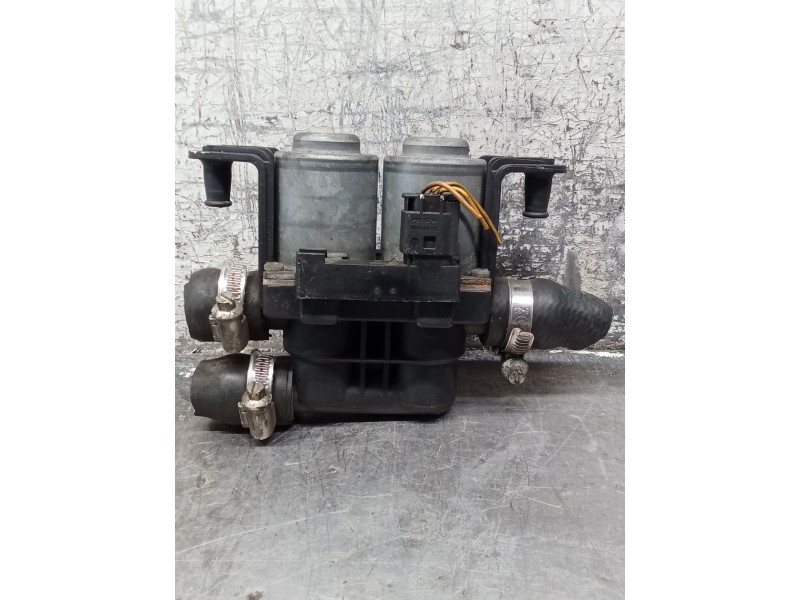 Recambio de valvula intercambio de calefaccion para bmw serie 5 berlina (e39) 2.0 16v diesel cat referencia OEM IAM 8374995 1147 Recambio de valvula intercambio de calefaccion para bmw serie 5 berlina (e39) 2.0 16v diesel cat referencia OEM IAM 8374995 1147