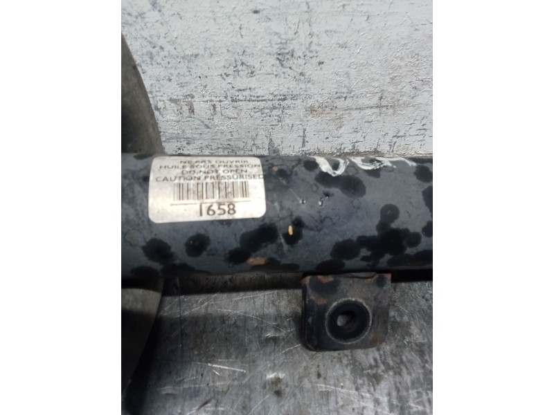 Recambio de amortiguador delantero derecho para citroën c4 grand picasso i (ua_) 1.6 hdi referencia OEM IAM 1658  