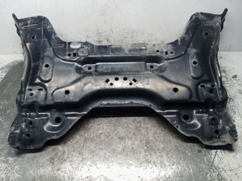 Recambio de puente delantero para peugeot partner tepee 1.6 hdi referencia OEM IAM   CUNA