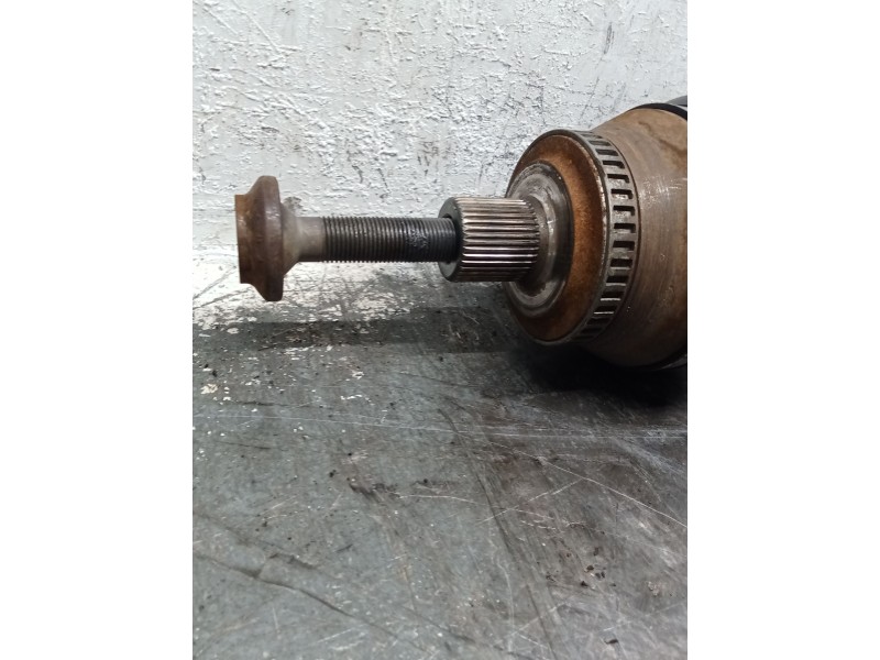 Recambio de transmision delantera izquierda para audi a4 b7 avant (8ed) 2.0 tdi 16v referencia OEM IAM 8E0407271AT  