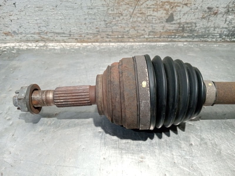 Recambio de transmision delantera derecha para renault clio grandtour dynamique referencia OEM IAM 8200499586  