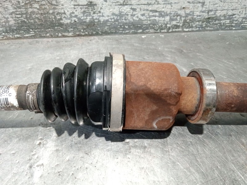 Recambio de transmision delantera derecha para renault clio grandtour dynamique referencia OEM IAM 8200499586  