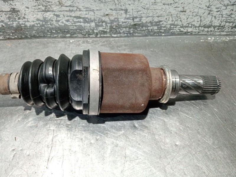 Recambio de transmision delantera izquierda para renault clio grandtour dynamique referencia OEM IAM 8200499585  