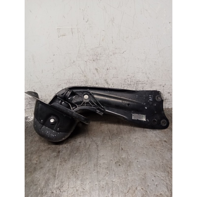 Recambio de brazo suspension superior trasero izquierdo para volkswagen golf v berlina (1k1) gt sport referencia OEM IAM 1K05052