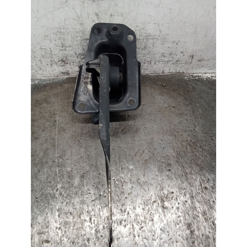 Recambio de brazo suspension superior trasero izquierdo para volkswagen golf v berlina (1k1) gt sport referencia OEM IAM 1K05052