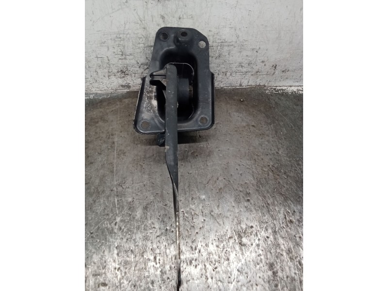 Recambio de brazo suspension superior trasero izquierdo para volkswagen golf v berlina (1k1) gt sport referencia OEM IAM 1K05052