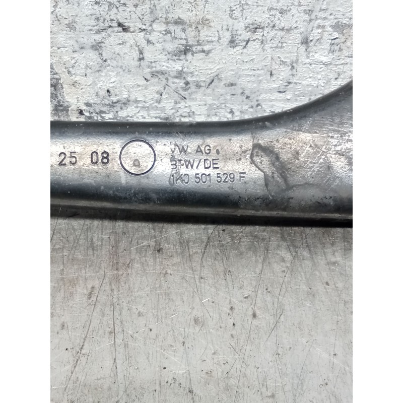 Recambio de brazo suspension inferior trasero izquierdo para volkswagen golf v berlina (1k1) gt sport referencia OEM IAM 1K05015