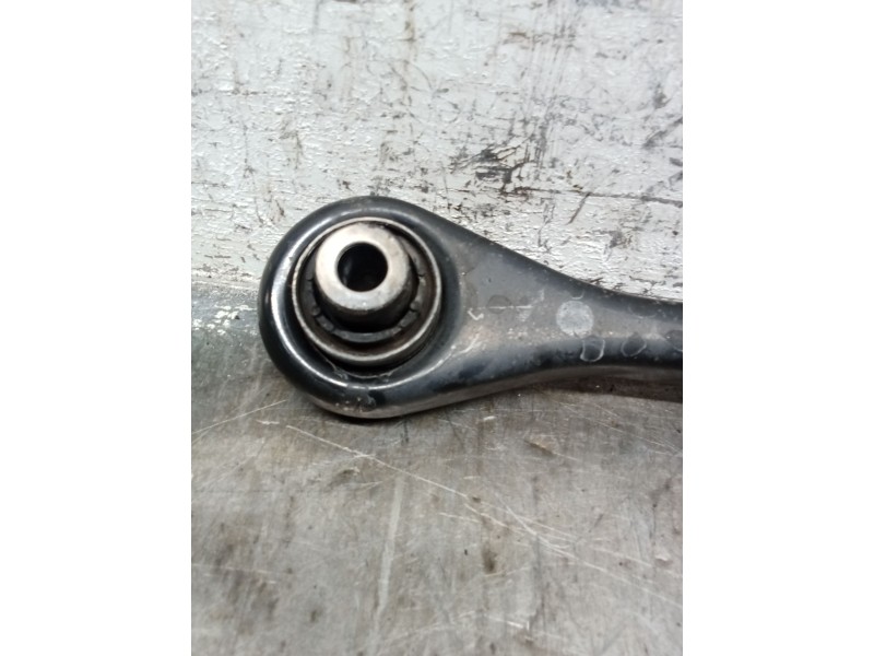 Recambio de brazo suspension inferior trasero derecho para volkswagen golf v berlina (1k1) gt sport referencia OEM IAM 1K0501530