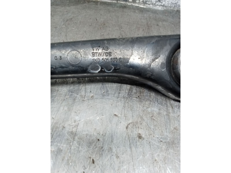 Recambio de brazo suspension inferior trasero derecho para volkswagen golf v berlina (1k1) gt sport referencia OEM IAM 1K0501530