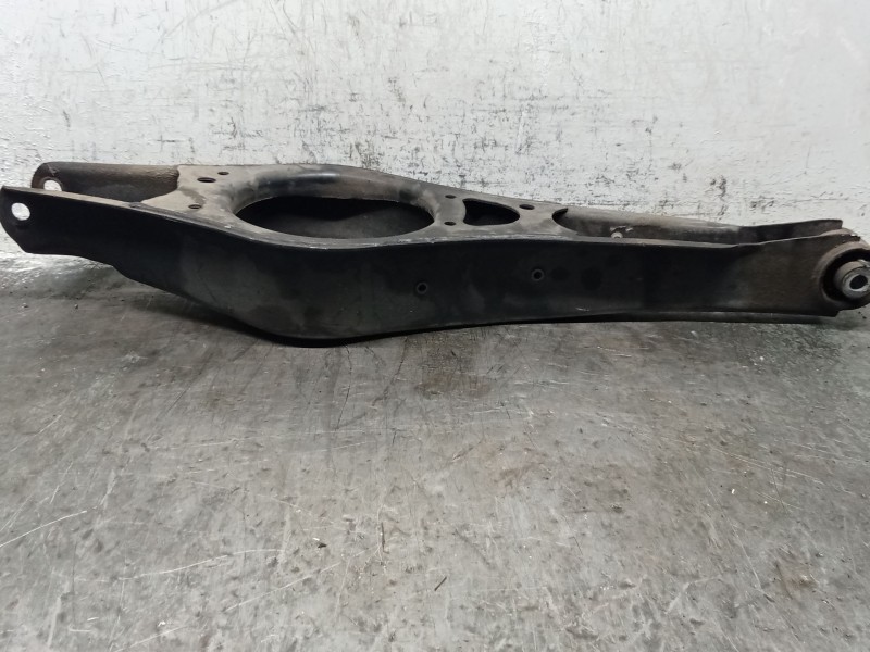 Recambio de brazo suspension inferior trasero izquierdo para volkswagen golf v berlina (1k1) gt sport referencia OEM IAM   