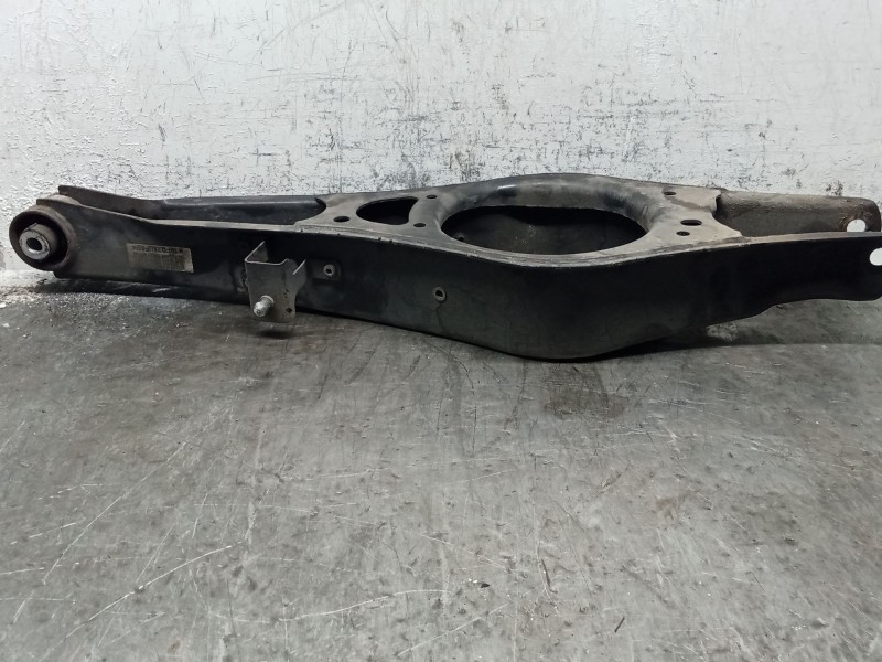 Recambio de brazo suspension inferior trasero izquierdo para volkswagen golf v berlina (1k1) gt sport referencia OEM IAM   