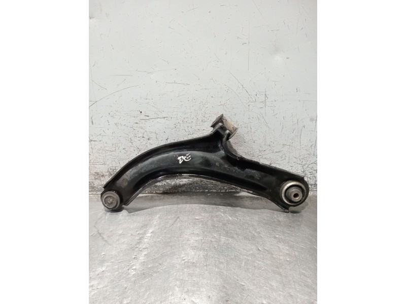 Recambio de brazo suspension inferior delantero derecho para renault clio grandtour dynamique referencia OEM IAM   