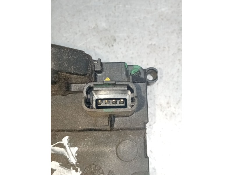 Recambio de motor cierre centralizado trasero derecho para renault clio grandtour dynamique referencia OEM IAM  5P 