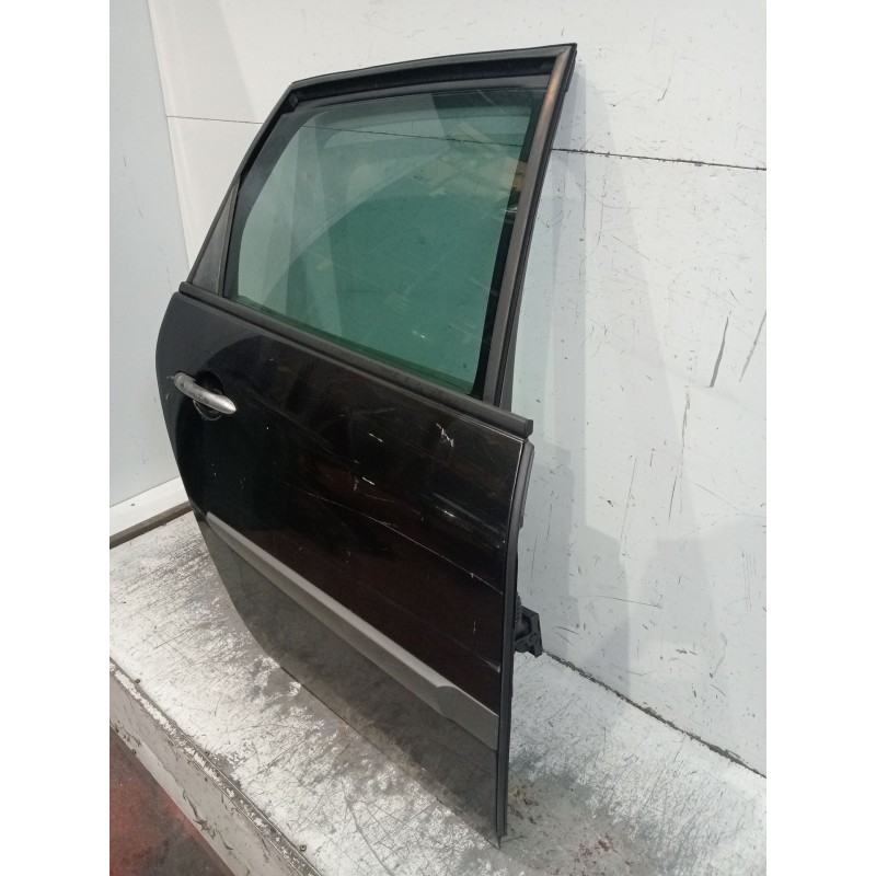 Recambio de puerta trasera derecha para renault grand scénic ii (jm0/1_) 1.9 dci (jm14) referencia OEM IAM  5P 