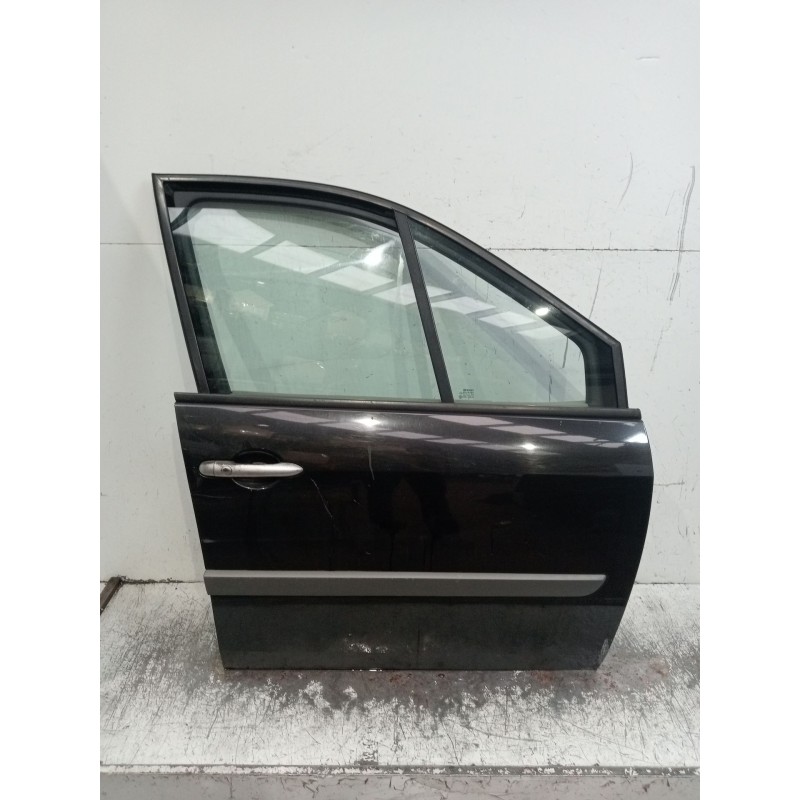 Recambio de puerta delantera derecha para renault grand scénic ii (jm0/1_) 1.9 dci (jm14) referencia OEM IAM  5P 