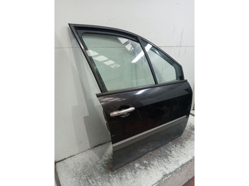 Recambio de puerta delantera derecha para renault grand scénic ii (jm0/1_) 1.9 dci (jm14) referencia OEM IAM  5P 