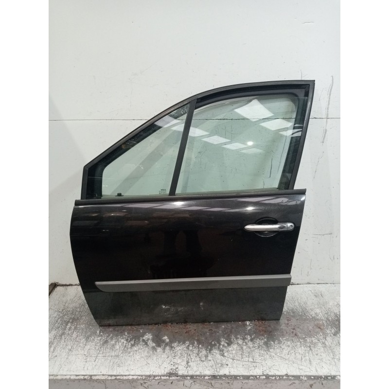 Recambio de puerta delantera izquierda para renault grand scénic ii (jm0/1_) 1.9 dci (jm14) referencia OEM IAM  5P 