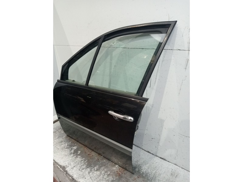 Recambio de puerta delantera izquierda para renault grand scénic ii (jm0/1_) 1.9 dci (jm14) referencia OEM IAM  5P 