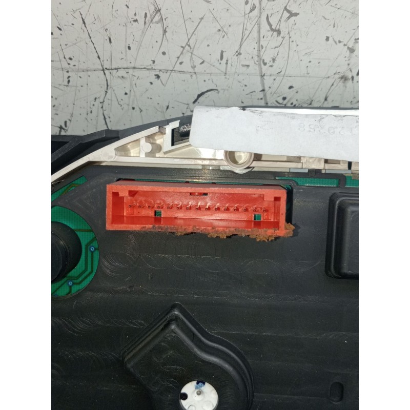 Recambio de cuadro instrumentos para renault laguna ii grandtour (kg0/1_) 1.9 dci (kg0g) referencia OEM IAM 5550009601  