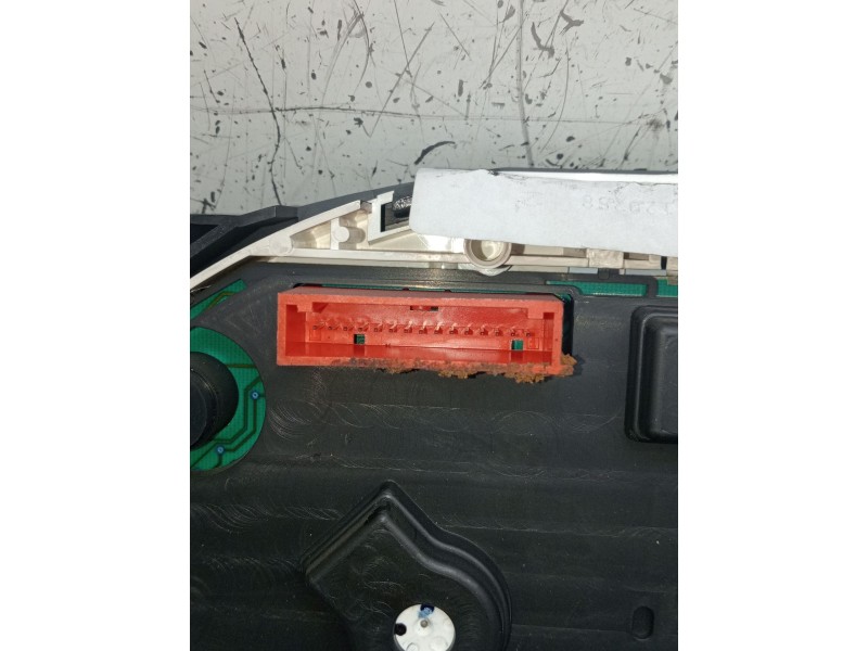 Recambio de cuadro instrumentos para renault laguna ii grandtour (kg0/1_) 1.9 dci (kg0g) referencia OEM IAM 5550009601  