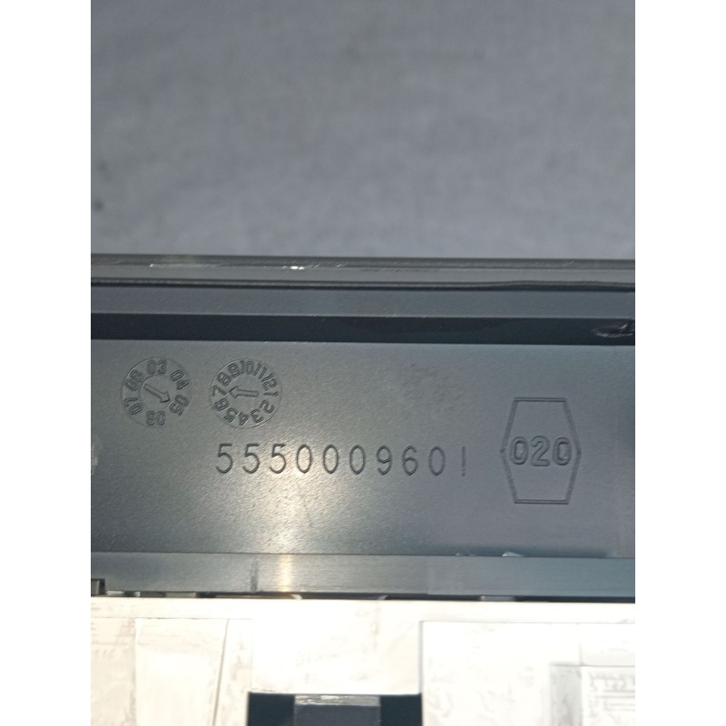 Recambio de cuadro instrumentos para renault laguna ii grandtour (kg0/1_) 1.9 dci (kg0g) referencia OEM IAM 5550009601  