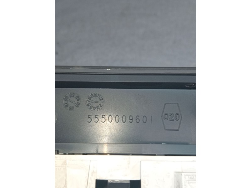 Recambio de cuadro instrumentos para renault laguna ii grandtour (kg0/1_) 1.9 dci (kg0g) referencia OEM IAM 5550009601  