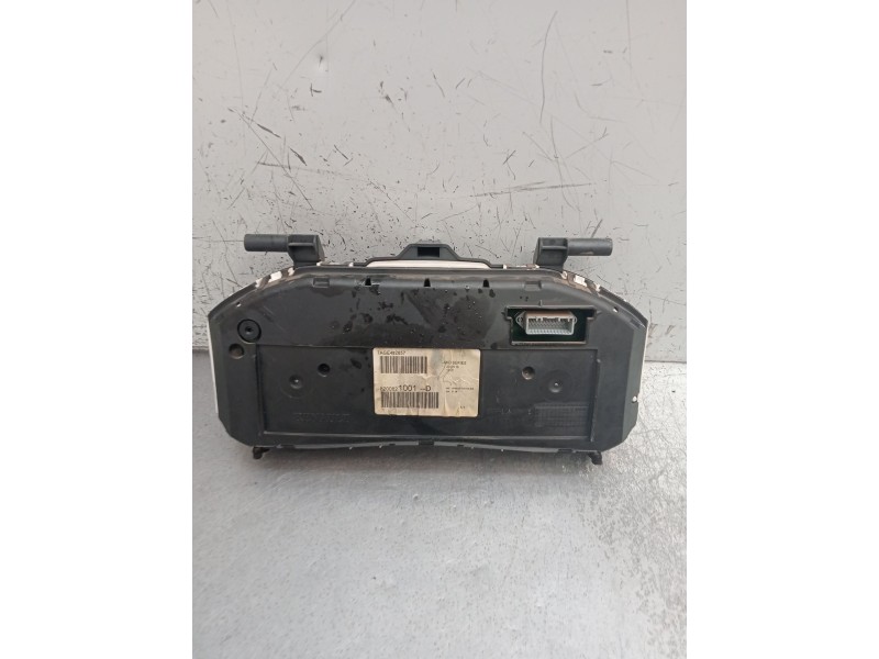 Recambio de cuadro instrumentos para renault clio grandtour dynamique referencia OEM IAM 8200821001D  