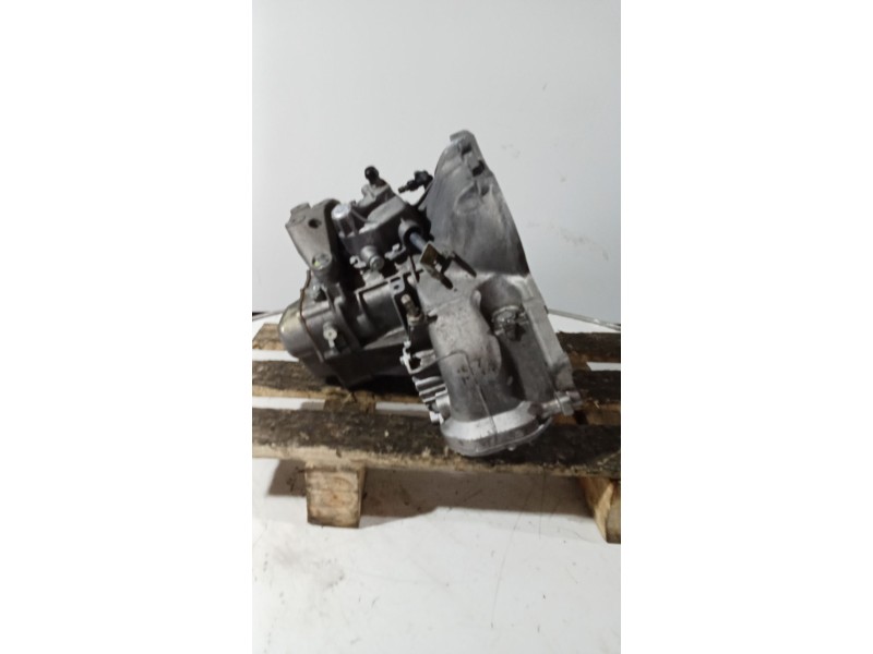 Recambio de caja cambios para opel astra g classic caravan (f35) 1.6 referencia OEM IAM F17C374 5V A2821