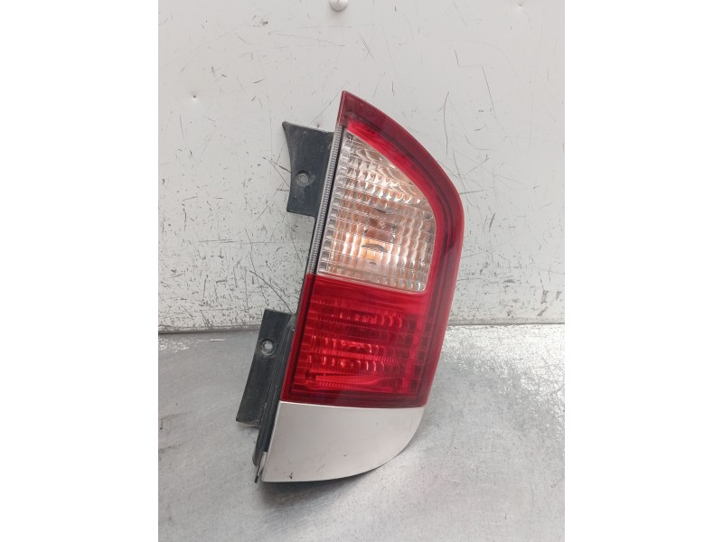 Recambio de piloto trasero derecho para ssangyong kyron 2.0 xdi 4x4 referencia OEM IAM   