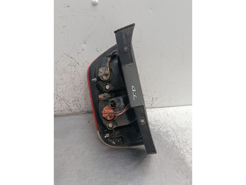 Recambio de piloto trasero derecho para ssangyong kyron 2.0 xdi 4x4 referencia OEM IAM   