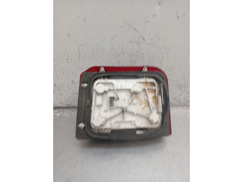 Recambio de piloto trasero derecho para peugeot 205 ii (20a/c) 1.8 diesel referencia OEM IAM   