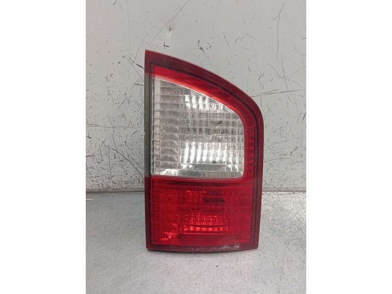 Recambio de piloto trasero derecho interior para ssangyong kyron 2.0 xdi 4x4 referencia OEM IAM   