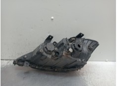 Recambio de faro derecho para ssangyong kyron 2.0 xdi 4x4 referencia OEM IAM    2