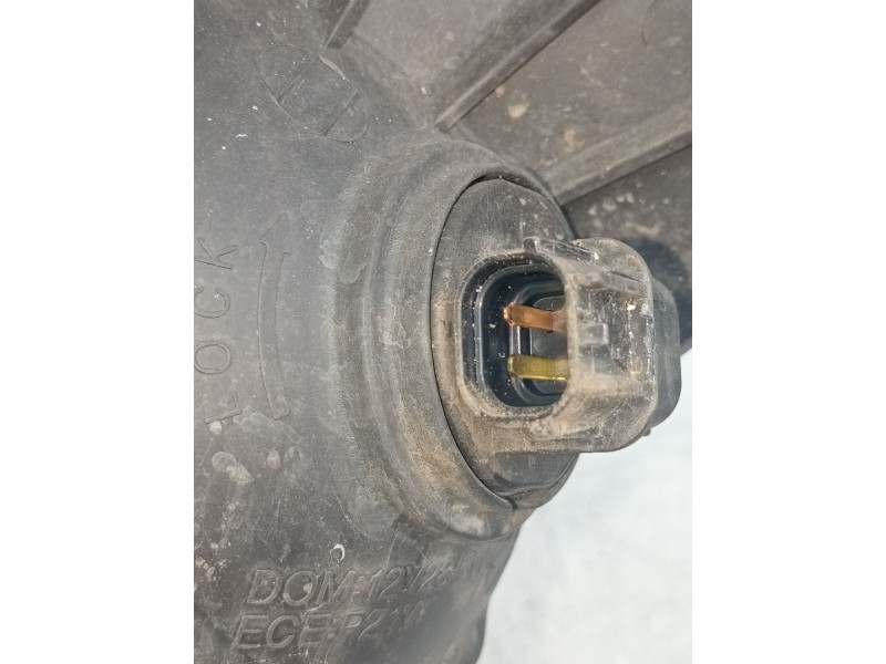 Recambio de faro derecho para ssangyong kyron 2.0 xdi 4x4 referencia OEM IAM   