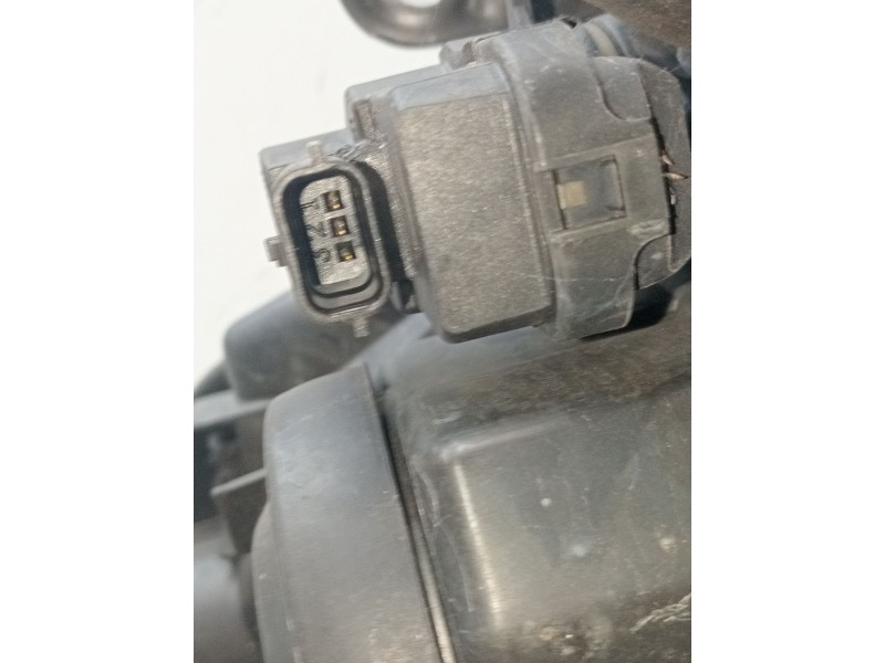 Recambio de faro izquierdo para renault clio grandtour dynamique referencia OEM IAM 8200892493  