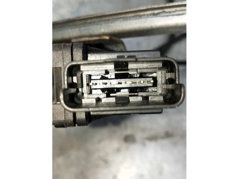 Recambio de elevalunas delantero izquierdo para renault laguna ii (bg0/1_) 2.2 dci (bg0f) referencia OEM IAM 4004620 5P  Recambio de elevalunas delantero izquierdo para renault laguna ii (bg0/1_) 2.2 dci (bg0f) referencia OEM IAM 4004620 5P