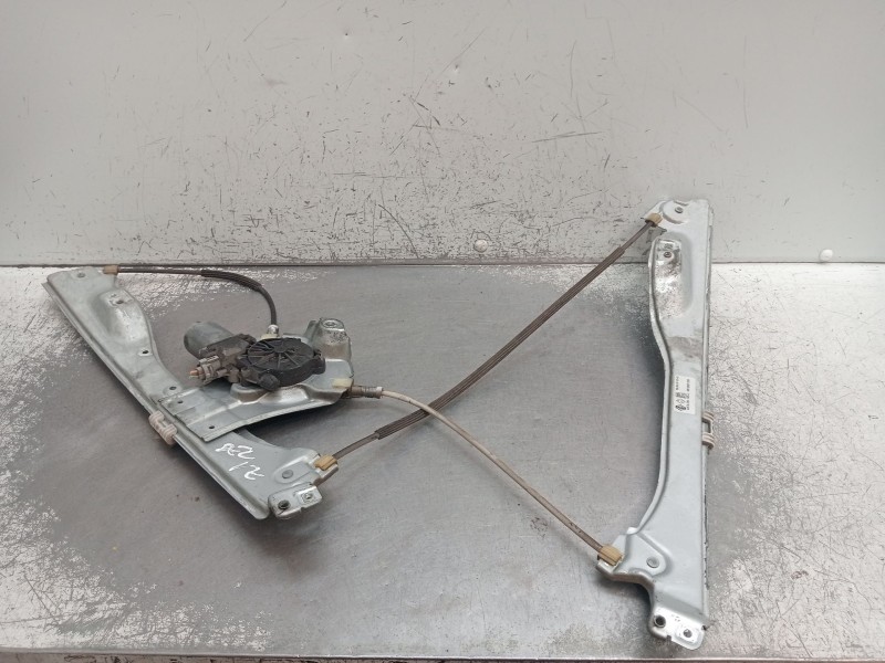 Recambio de elevalunas delantero izquierdo para renault clio grandtour dynamique referencia OEM IAM 8200291145J 5P 981282103