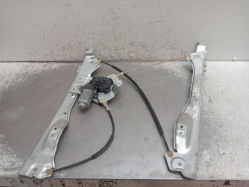 Recambio de elevalunas delantero derecho para renault clio grandtour dynamique referencia OEM IAM 8200291147 5P 981283103