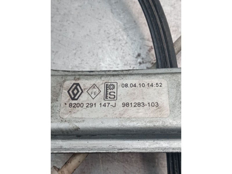 Recambio de elevalunas delantero derecho para renault clio grandtour dynamique referencia OEM IAM 8200291147 5P 981283103