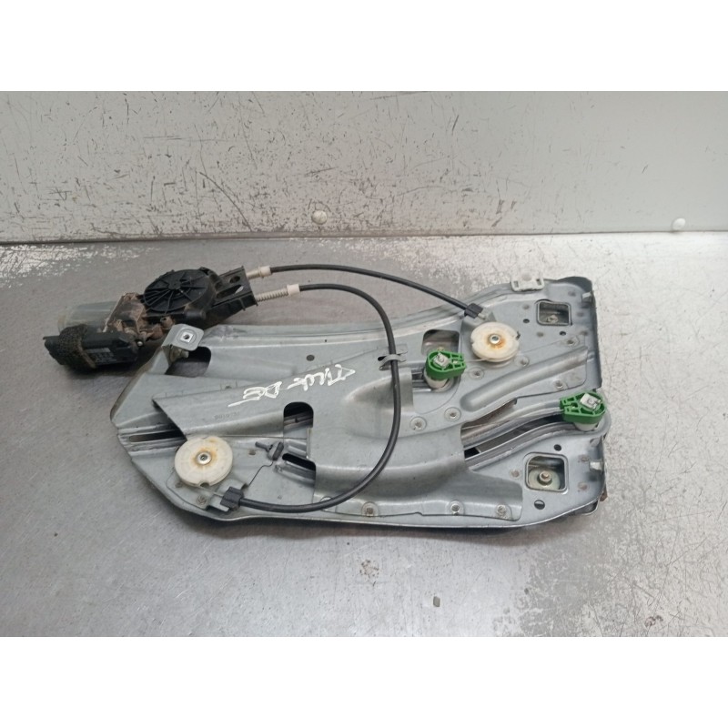 Recambio de elevalunas trasero derecho para renault megane ii coupé-cabriolet (em0/1_) 2.0 dci referencia OEM IAM D010932 2P 