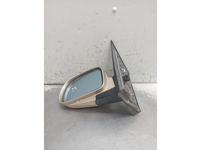 Recambio de retrovisor izquierdo para ssangyong kyron 2.0 xdi 4x4 referencia OEM IAM ELÉCTRICO 1 ENCHUFE 7 PINES 