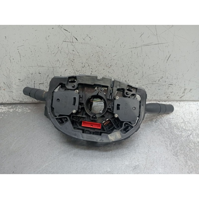 Recambio de mando luces para renault megane ii coupé-cabriolet (em0/1_) 2.0 dci referencia OEM IAM 8200155865  