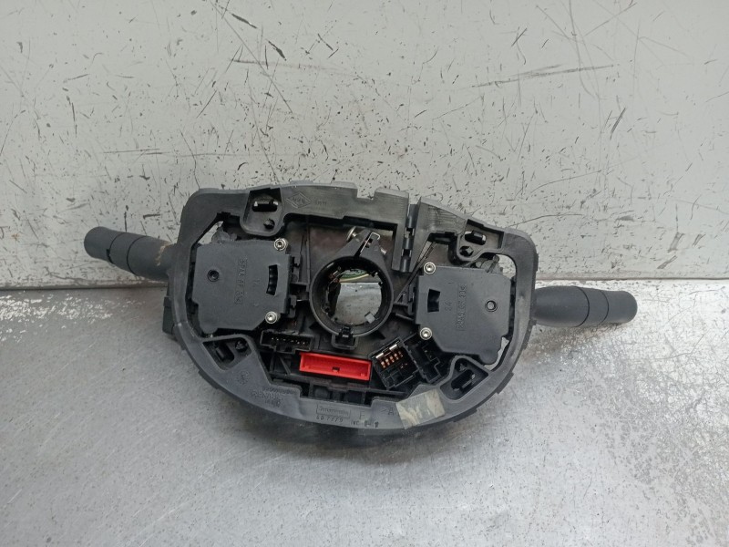 Recambio de mando luces para renault megane ii coupé-cabriolet (em0/1_) 2.0 dci referencia OEM IAM 8200155865  