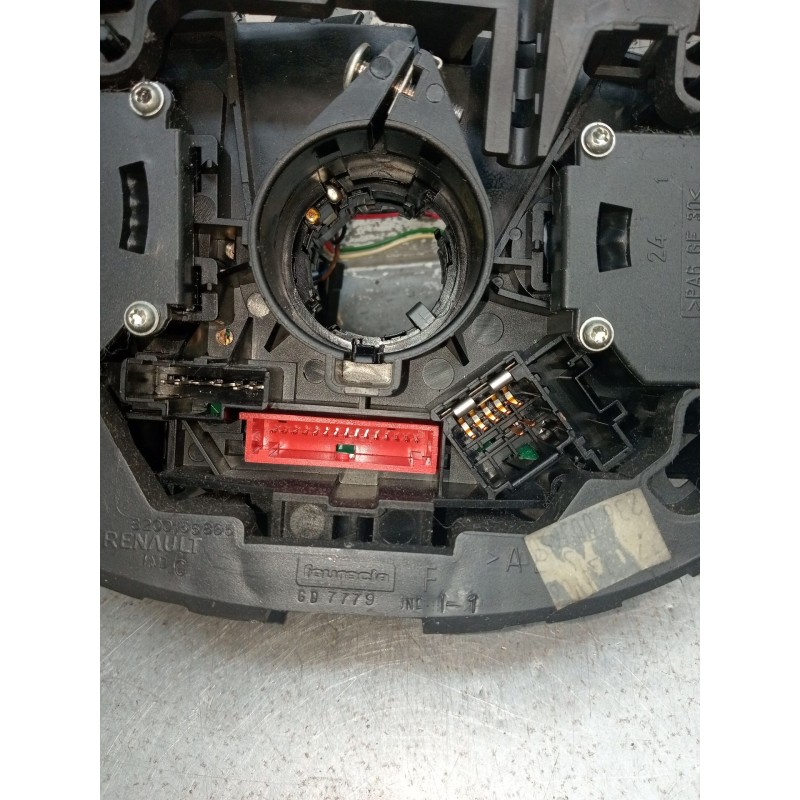 Recambio de mando luces para renault megane ii coupé-cabriolet (em0/1_) 2.0 dci referencia OEM IAM 8200155865  