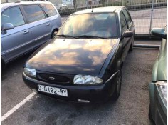 ford fiesta berlina del año 1998