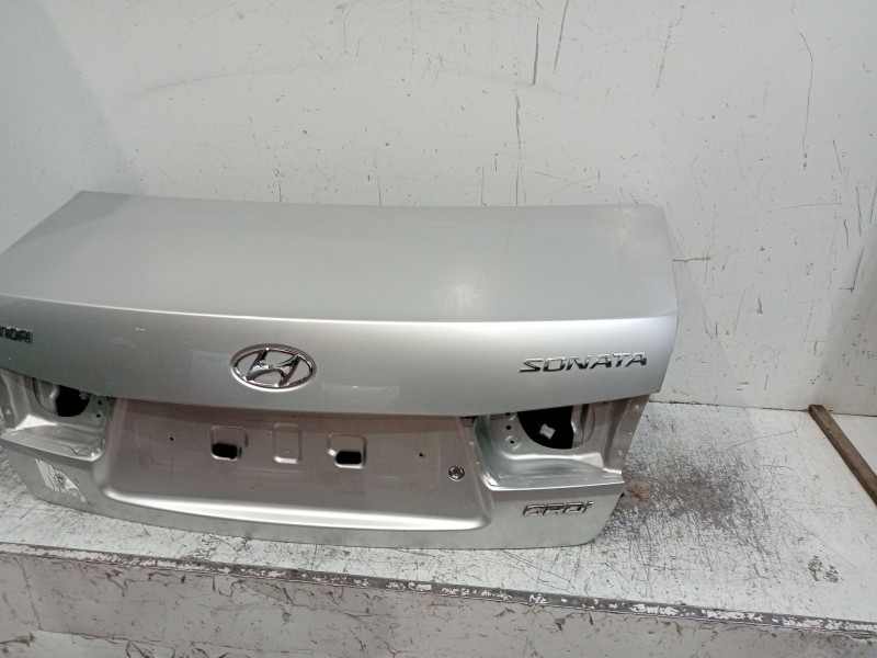 Recambio de tapa maletero para hyundai sonata v (nf) 2.0 crdi referencia OEM IAM   