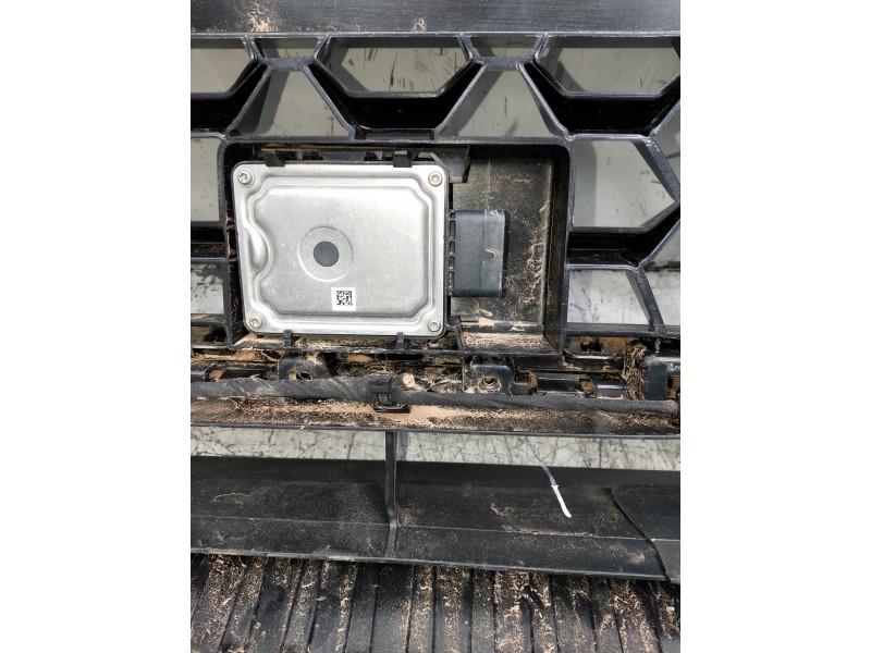 Recambio de paragolpes delantero para audi a1 sportback (gba) 30 tfsi referencia OEM IAM  OJO VER FOTOS PARAGOLPES CON MUCHOS DE