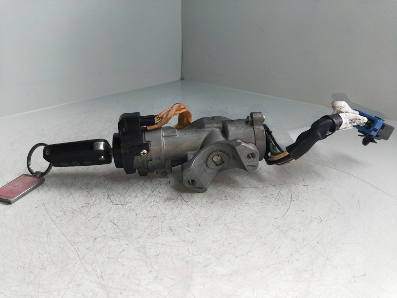 Recambio de conmutador de arranque para kia cee´d 1.4 cat referencia OEM IAM   