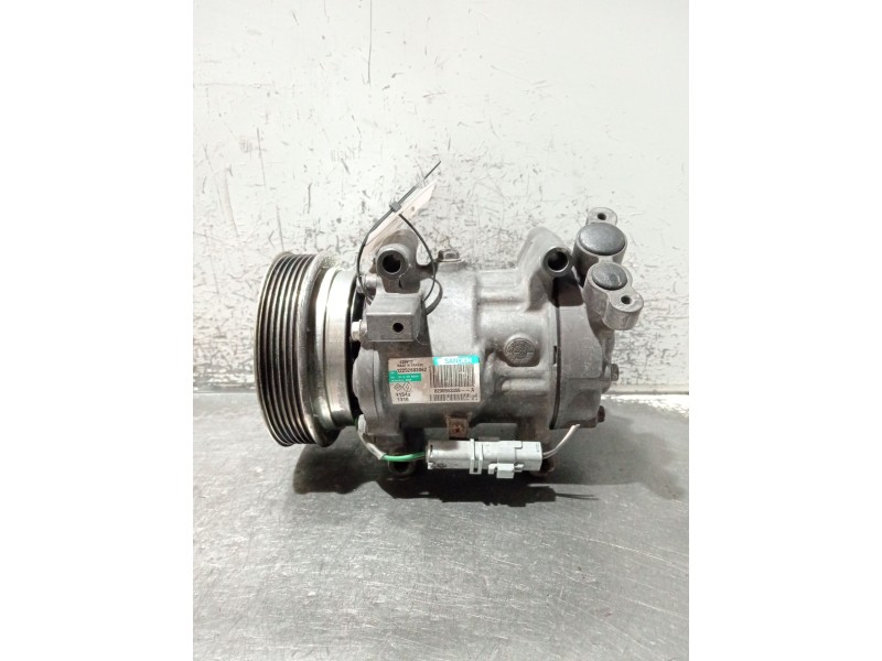 Recambio de compresor aire acondicionado para renault clio grandtour dynamique referencia OEM IAM 8200953359  